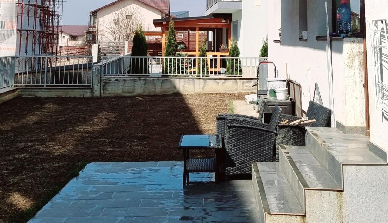 Ferienwohnung Apartament Mon Jardin - Iasi Exterior foto